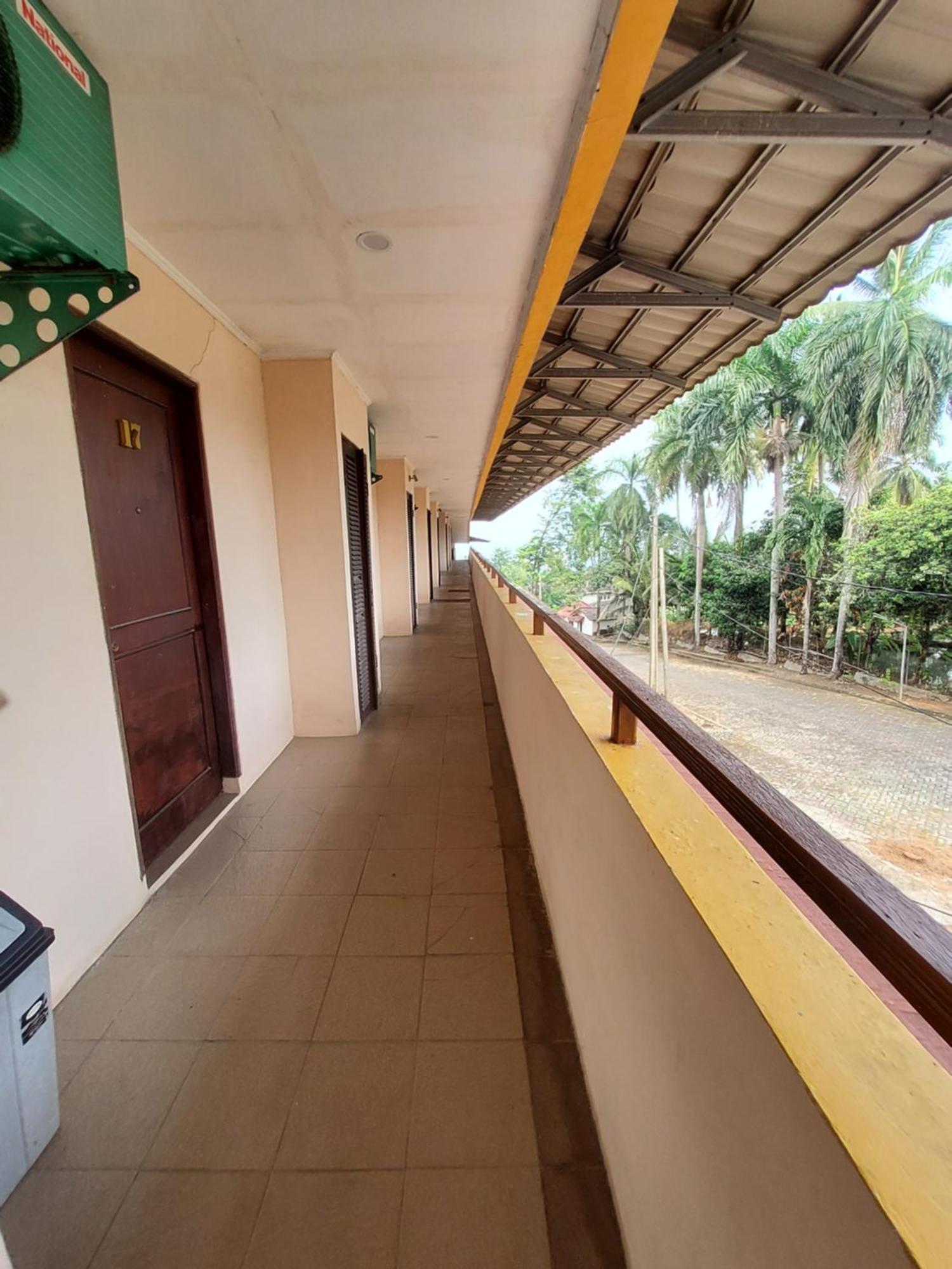 Hotel Kumala Samudra Tjikakaka Exterior foto